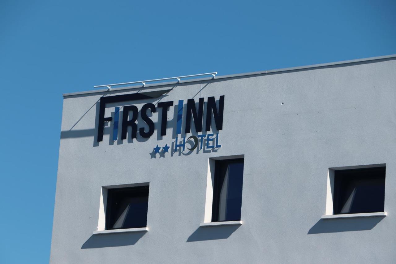 First Inn Hotel Blois Exterior foto